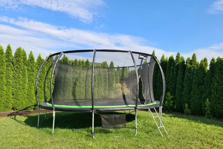 Gartentrampoline - Jump Hero Sicherheitsnetz Trampolin im Garten