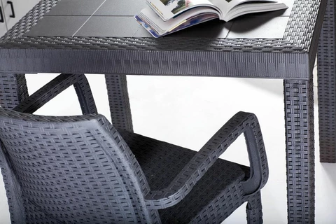 Ein Satz Polyrattan Möbel Dallas / Indiana Anthrazit für 4 Personen Bica
