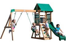 Holzspielplatz mit Turm Buckley Hill