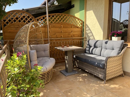 2-Sitzer-Sofa aus Technorattan Toledo Garden Point Cappuccino