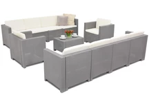 Ein Techno-Rattan-Set mit zwei großen Colorado Coffee Max 10 Bica grauen Sofas