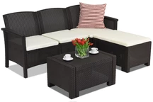 Eine Reihe von Loungemöbeln aus Technorattan Venezia Relax Bica braun