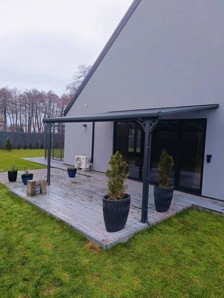 Polycarbonat-Terrassenüberdachung Nevada 3,05 x 4,36 m CoverTech anthrazit