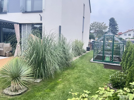 Hybrid-Gewächshaus aus Polycarbonat 1,85 x 3,06 m Palram - Canopia grün