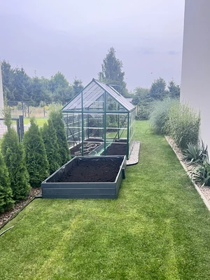 Hybrid-Gewächshaus aus Polycarbonat 1,85 x 3,06 m Palram - Canopia grün