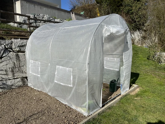 Weißer Kunststofftunnel 2x2,5m Garden Point